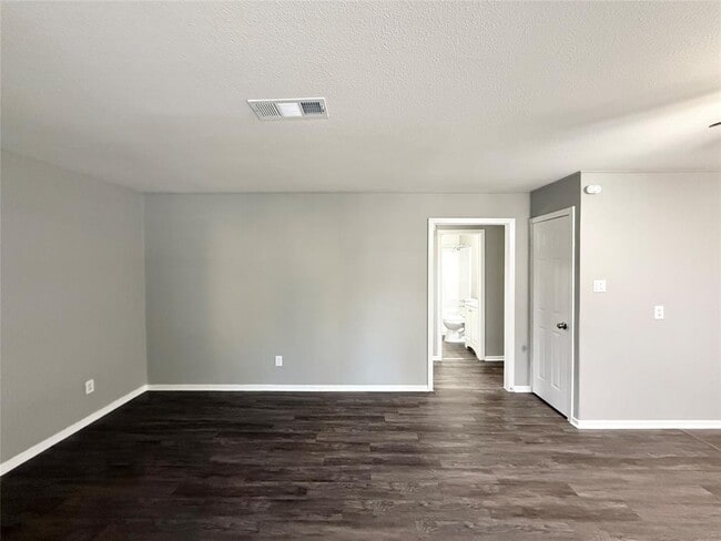 Foto del edificio - 3643 N MacGregor Way