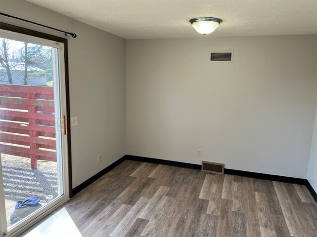 Foto del edificio - 7316 Portage St NW