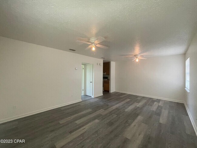 Building Photo - 7718 FL-22