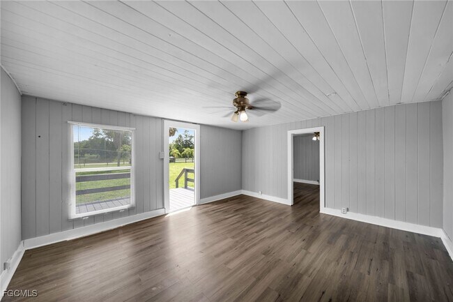 Foto del edificio - 2950 Packinghouse Rd