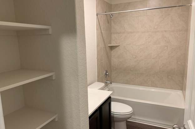 Foto del edificio - 2118 Silver Maple