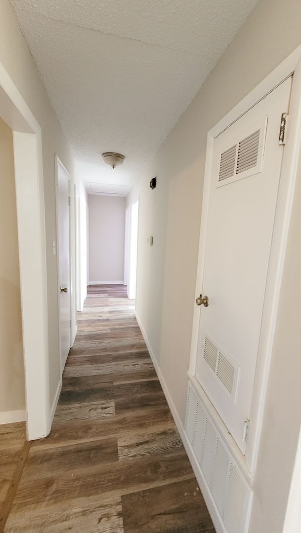 Foto del edificio - 3 Bed 1 Bath Home In Fort Smith