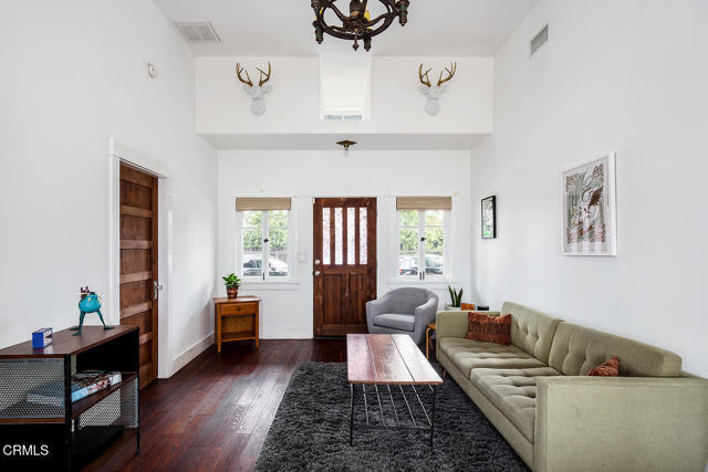 Foto del edificio - 5063 Montezuma St