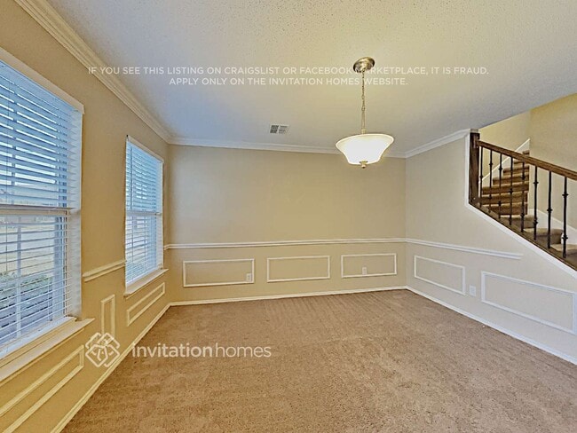 Building Photo - 252 Hilltop Dr