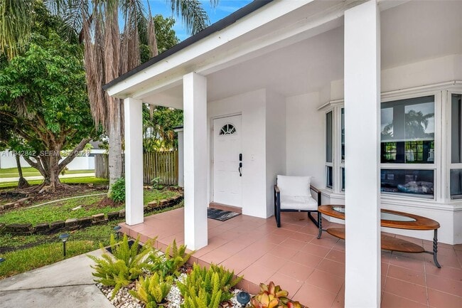 Building Photo - 15450 SW 143rd Ave