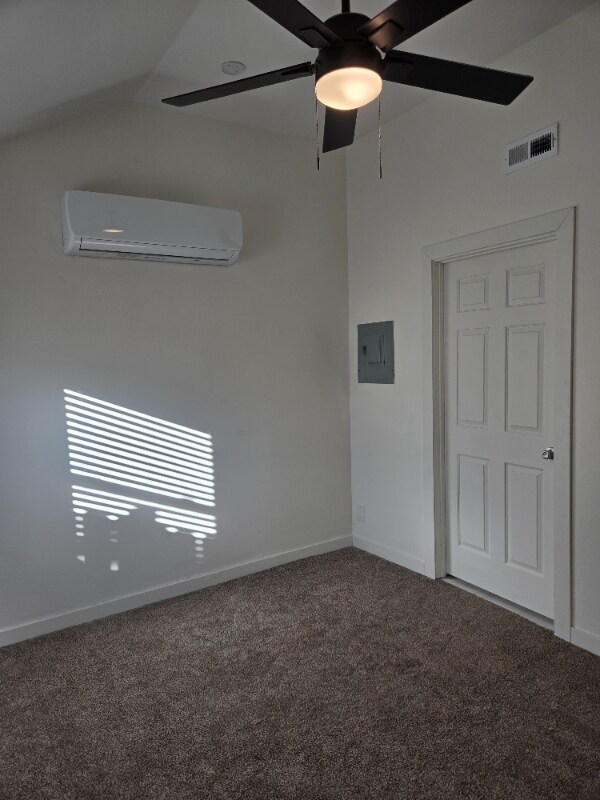 Primary Photo - 131 2nd St