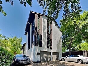 Building Photo - 4402 Buena Vista St