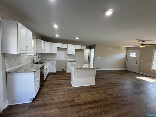 Building Photo - 2714 Winchester Rd NW