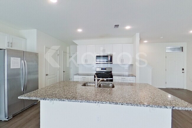 Foto del edificio - 32032 Katelin Cir