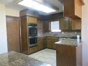 Foto del edificio - 9026 Petersham Dr