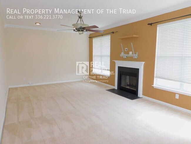 Foto del edificio - *NW High School* Lovely 4BR/2.5BA Home off...