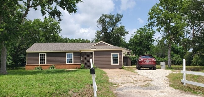 Building Photo - 100 Inlow Blvd