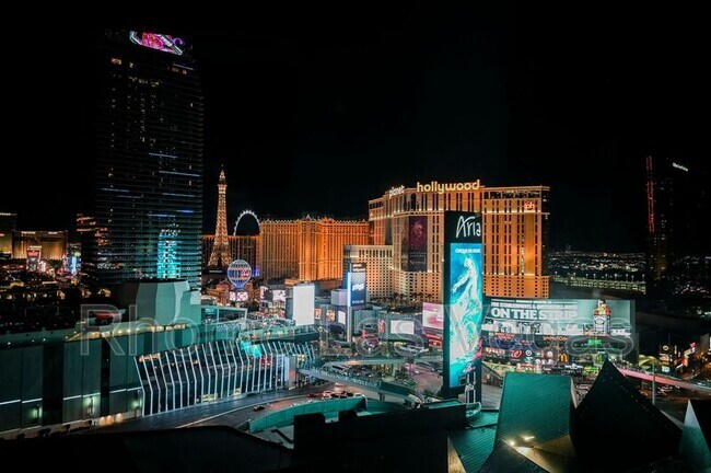 Building Photo - 3726 Las Vegas Blvd S