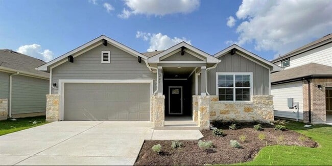 Building Photo - 400 Barton Creek Ln