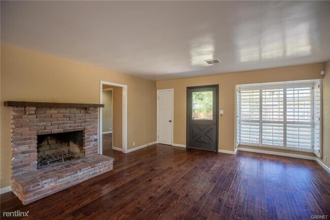 Building Photo - 3 br, 2 bath House - 22202 Costanso St