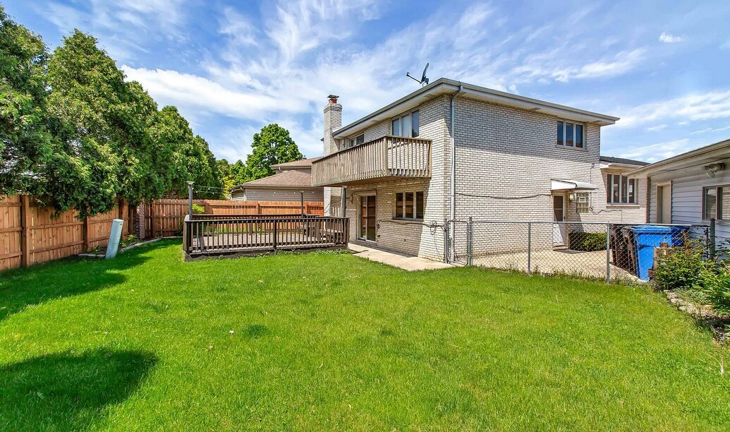 Building Photo - 3721 N Normandy Ave