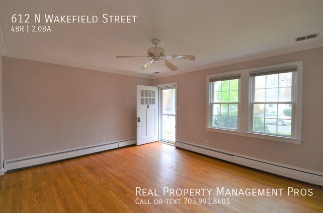 Building Photo - Charming Brick Cape Cod- Walk to Ballston ...