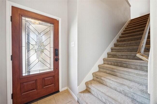 Foto del edificio - 6719 Sharpstone Creek Ln