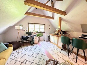 Building Photo - 74 Antwerp St