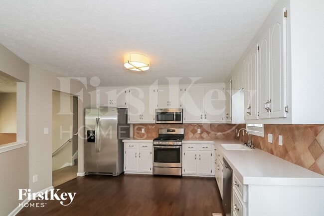 Foto del edificio - 208 Moore Valley Way