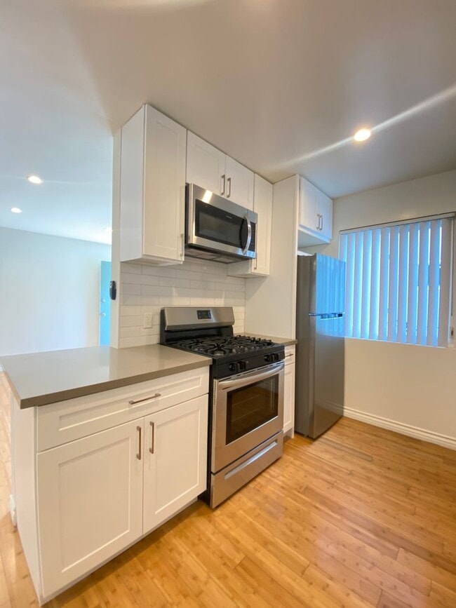 Foto del interior - 4327 Inglewood Blvd