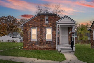 Building Photo - 19973 Lumpkin St