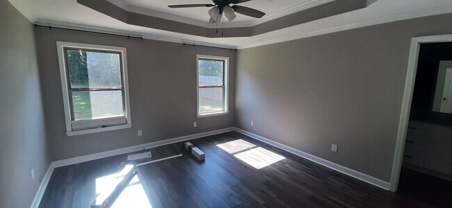 Foto del edificio - 59 Birchwood Dr