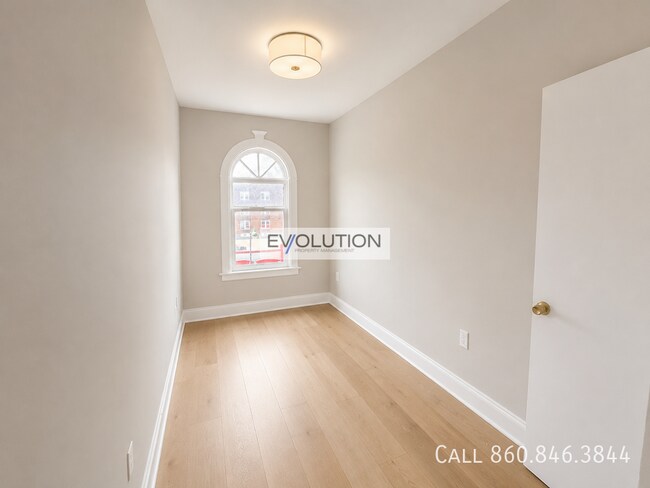 Foto del edificio - 906-908-908 Park St