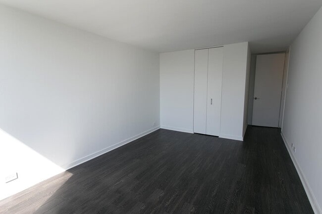 Interior Photo - Regents Park