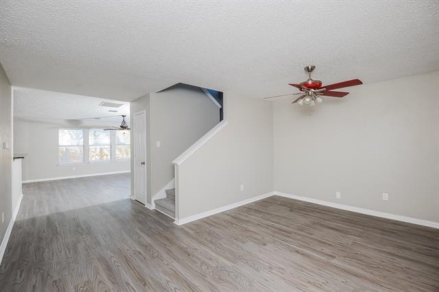 Building Photo - 4612 Palm Ridge Dr
