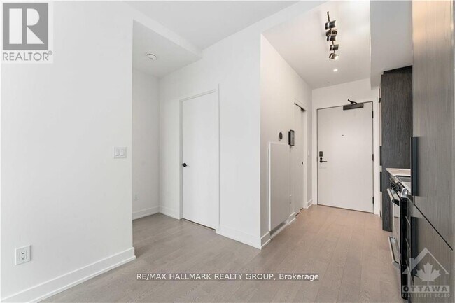 Photo du bâtiment - 560 Rideau St