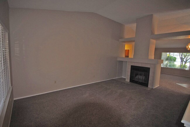 Foto del edificio - 5708 Terrace Dr