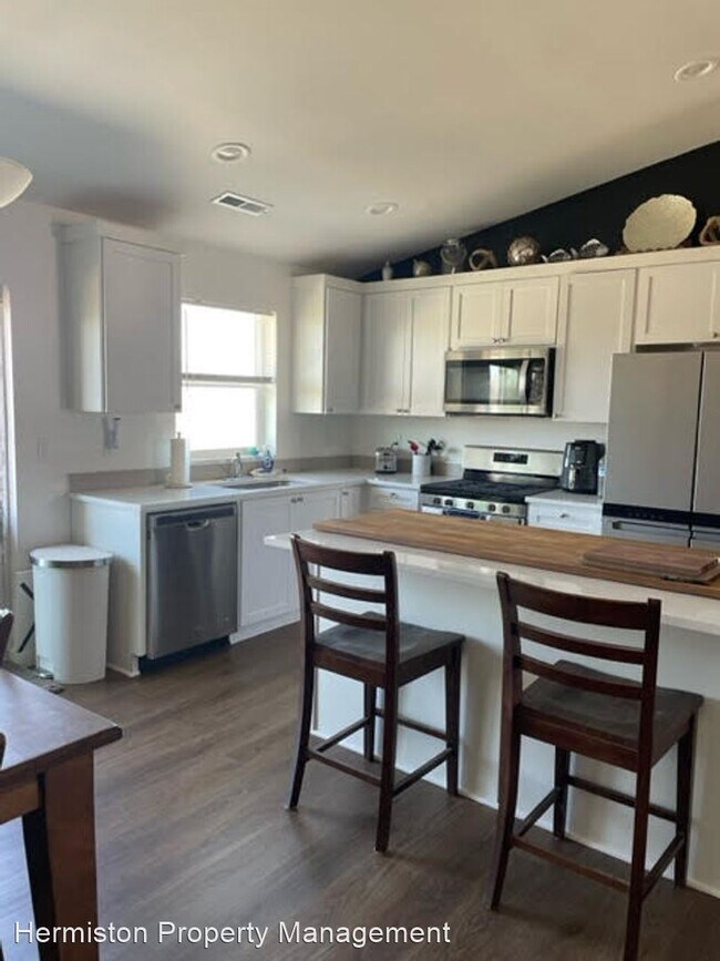 Foto del edificio - 3 br, 2 bath House - 213 SW Eagle Ct