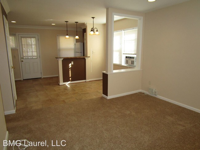 Building Photo - 1204 Lindsay Rd