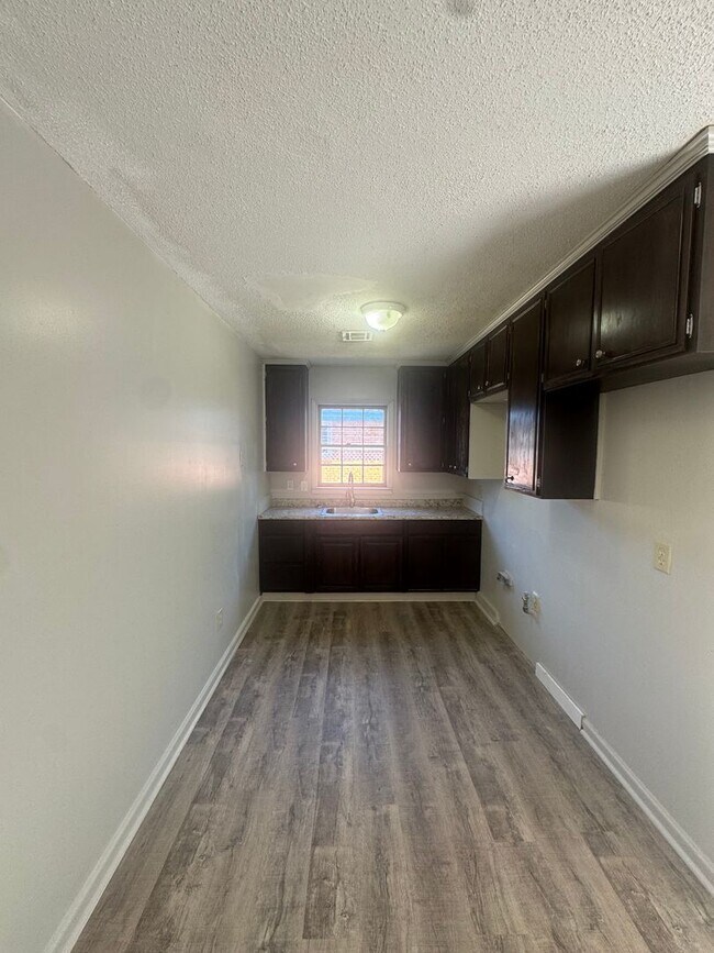 Foto del edificio - 4709 S Court St