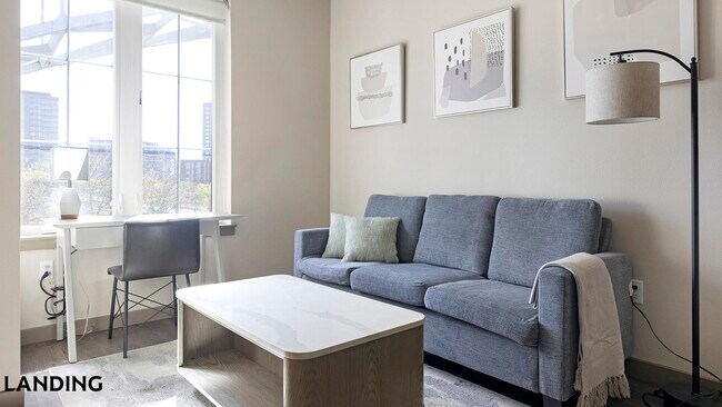 Foto del edificio - 1850 NW Front Ave