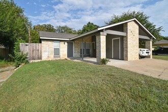 Building Photo - 1810 Nicole Cir