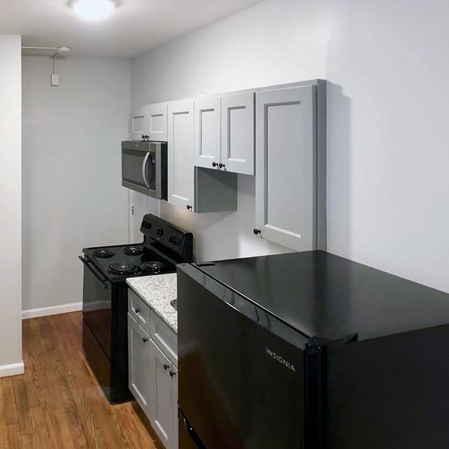 Apartamento 1 Cocina - 3525 Kensington Ave