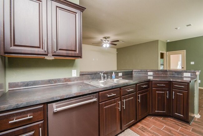 Foto del edificio - 9553 East Woodmark