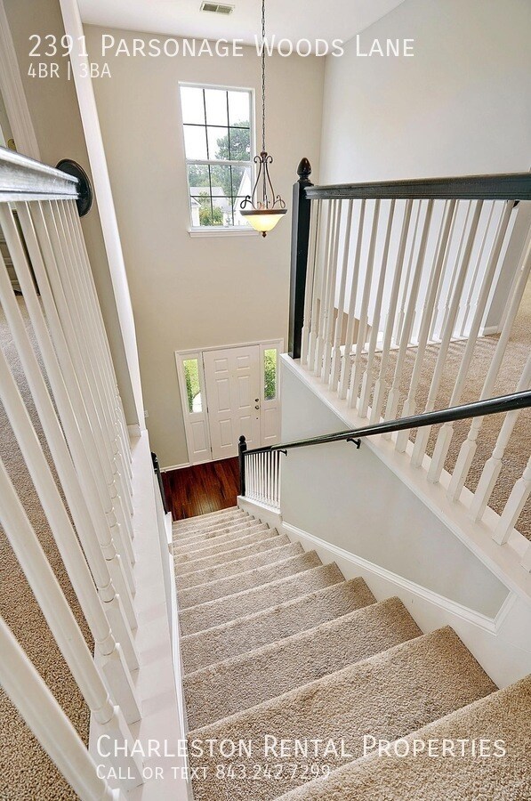 Foto del edificio - 2391 Parsonage Woods Ln