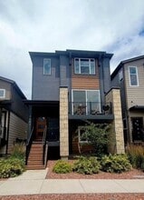 Building Photo - 7253 Rosa Belle Hts