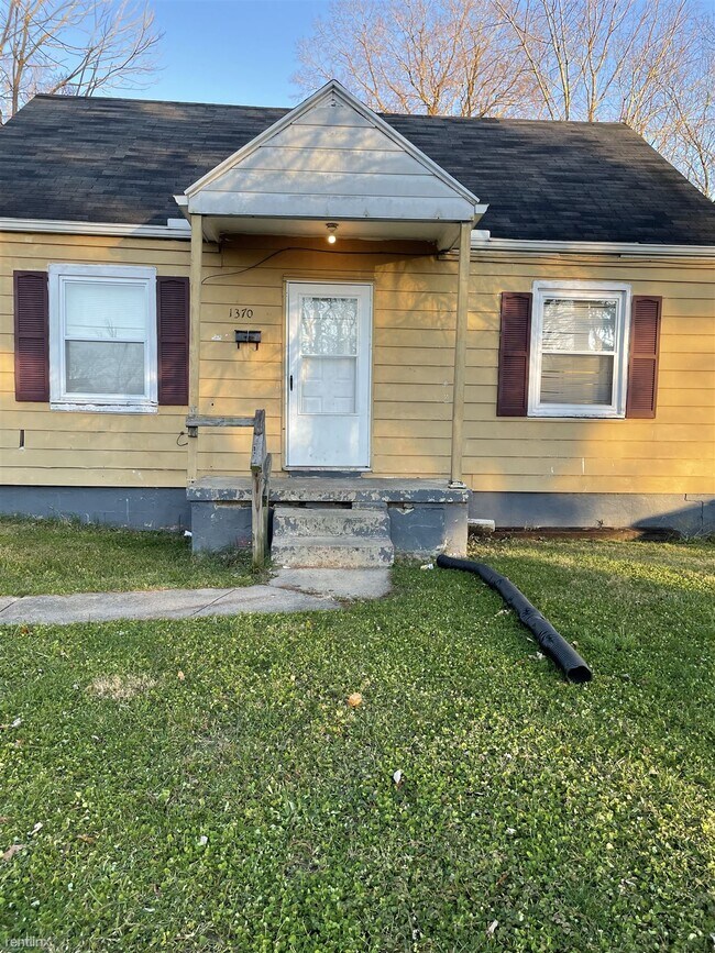 3 br, 1 bath House 1370 Kingsley Avenue House for Rent in Dayton