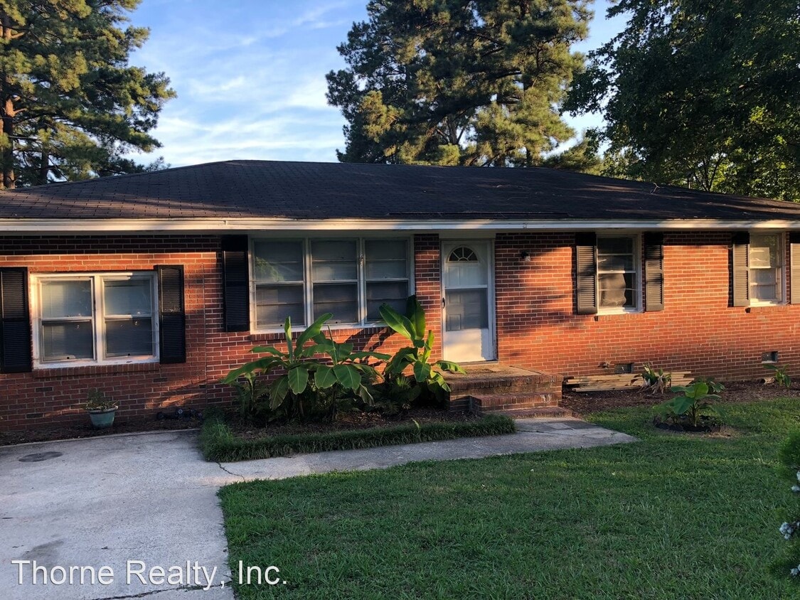 Primary Photo - 3 br, 1.5 bath House - 4247 Westerly Court N