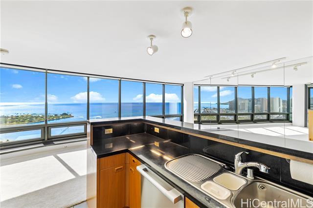 Foto del edificio - 1330 Ala Moana Blvd