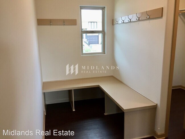 Foto del edificio - 3 br, 2 bath House - 6012 N 108TH AVE CIR