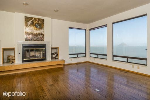 Building Photo - 624 Santa Lucia Ave