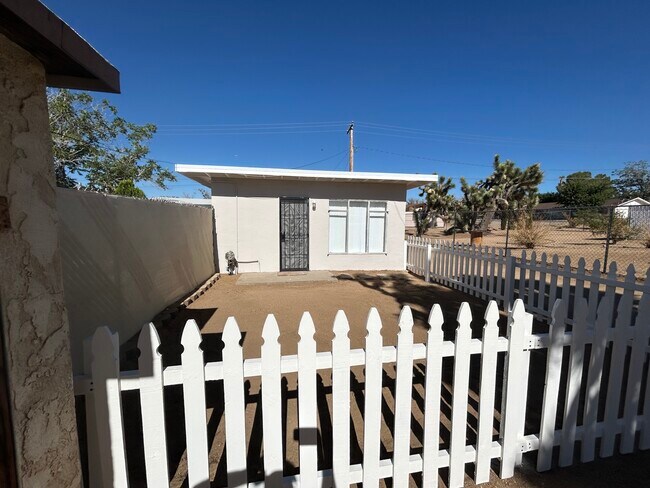 Foto del edificio - 7475 Cherokee Trail