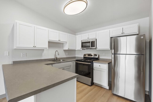 Building Photo - Whispering Pines Apartments