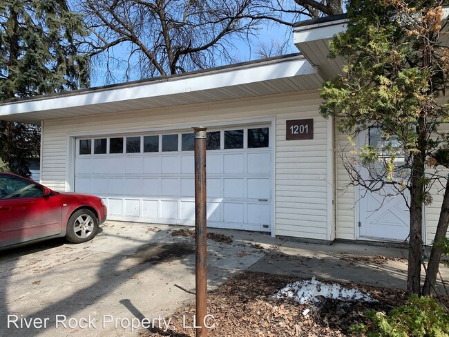 Building Photo - 5 br, 2 bath House - 1201 9th Street North