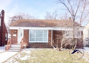 Building Photo - 11783 Riverdale